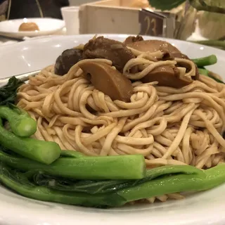 Abalone w/E-Fu Noodle