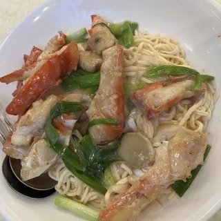 Stir-Fried Lobster Noodle