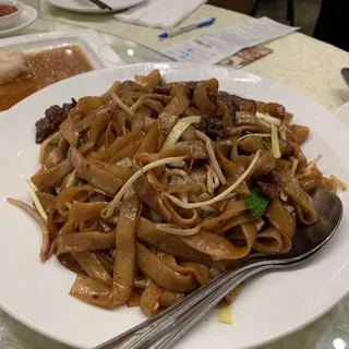 Beef Chow Fun Dry Style