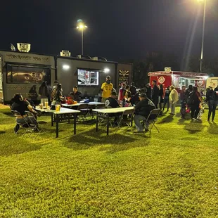 We always pride ourselves in providing the best possible experience one BBQ plate at a time‼