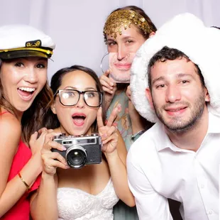 HNL Photobooth Company is Hawaii's leading modern and professional photo booth/360 video experience. 
http://www.hnlphotoboothco.com