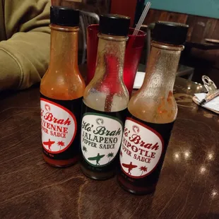 I believe these are the golden sisters? I'm not a farmer.