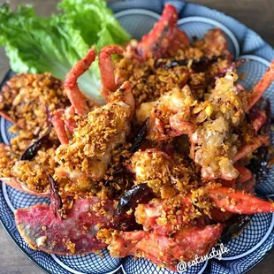 ONE Live Lobster - crispy garlic! Must try!