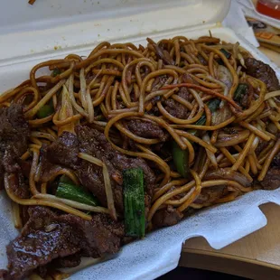 Beef Lo Mein