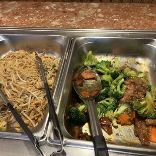 Buffet - Noodles &amp; Beef and Broccoli