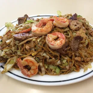 Combination Chow Mein