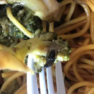 I LITERALLY FOUND A BUG IN MY FOOD WHEN WE TOLD THAT GUY HE ACTED LIKE HE DIDNT SEE IT AND DIDNT EVEN APOLOGIZE WHAT THE FUCK