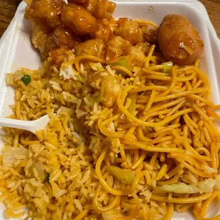 General tso&apos;s, fried rice, lo mein