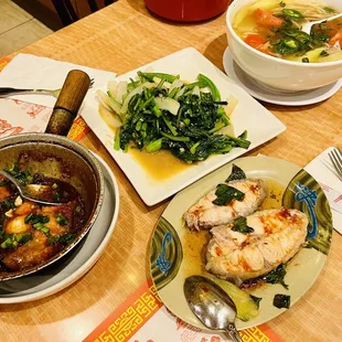 Sweet and Sour Catfish Soup with Rice - Com canh chua ca