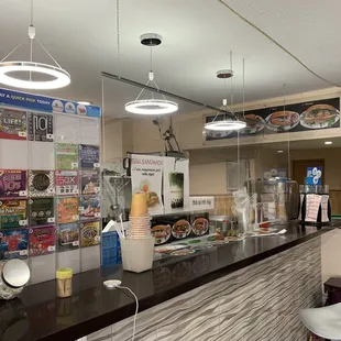 Front/Sandwich making station