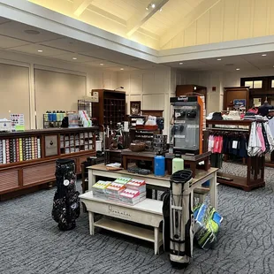 Pro-Shop