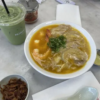 Bnh Canh Hong Gia-Crab Udon