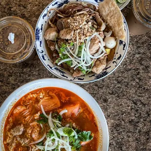 Bun Rieu and mi quang