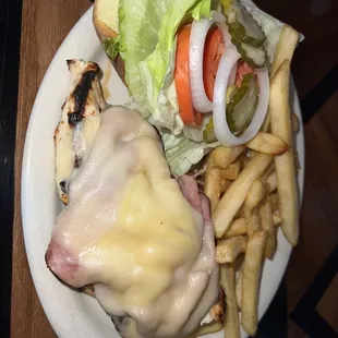 Cordon Bleu Sandwich