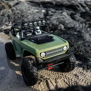 Doing a 1/10 scale photo shoot with my Axial SCX10 II that I purchased at Hobbitat.