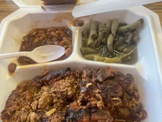 Mama E's BBQ