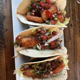 Blackened Salmon Tacos (2)