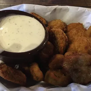 1/2 and 1/2 fried jalapeños and pickles appetizer . Excellent!