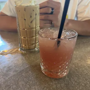 Blackberry Sparkling Lemonade