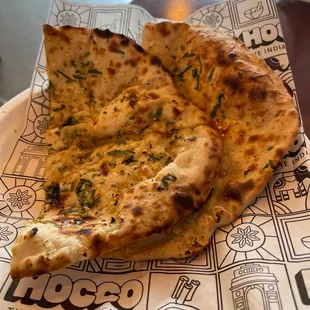 Amul Cheese Jalapeo Garlic Naan