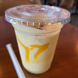 Mango lassi