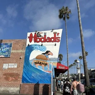 Outside can't miss the sign