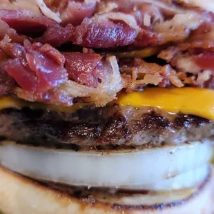 Single cheeseburger extra bacon