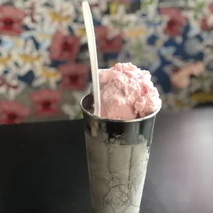 Strawberry Shake