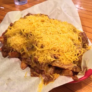 CHILI CHEESE FRIES