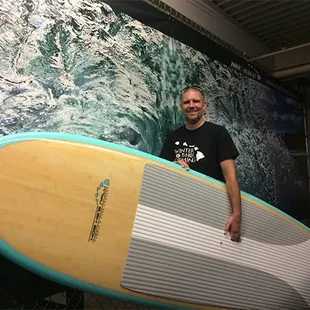 Josh was in the market for high quality bamboo sup and here he is with his new 9'10 Island Classic Bamboo Sup.  Mahalo Josh!!!