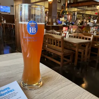 Hefe Weizen (5.4% Alc. by Volume)