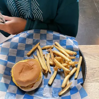 Cheeseburger*
