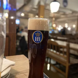 Dunkel (5.5 % Alc. by Volume)
