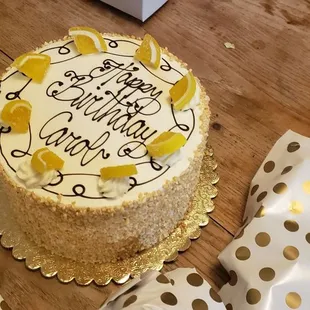 Lemon chiffon cake