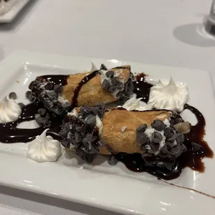Cannolis