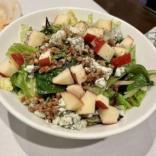 Apple Gorgonzola Salad