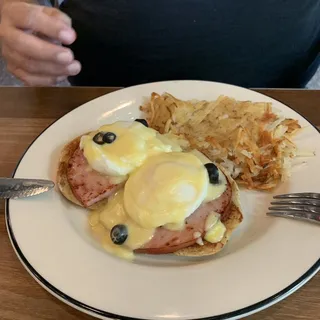 Eggs Benedict