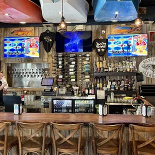 Small but effective bar