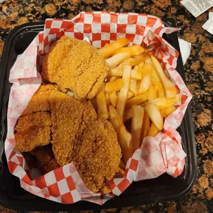 Catfish &amp; fries