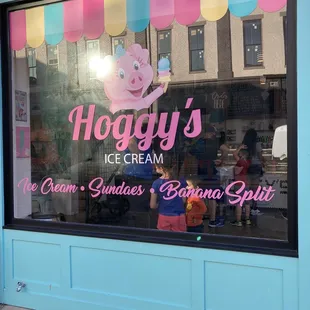 Front of shoppe