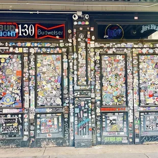 Sticker façade