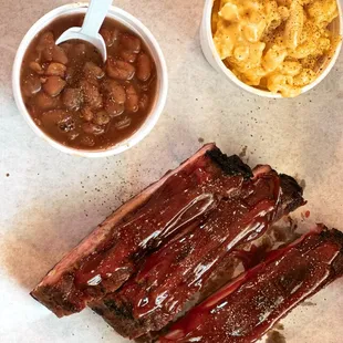 A customer favorite! 3 ribs with Mac &amp; Cheese and baked beans!