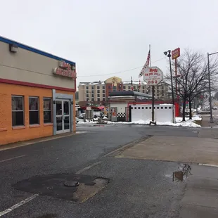 Store front HOG ON THE HILL