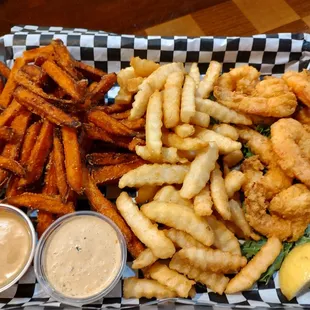 Shrimp Dinner with Fries