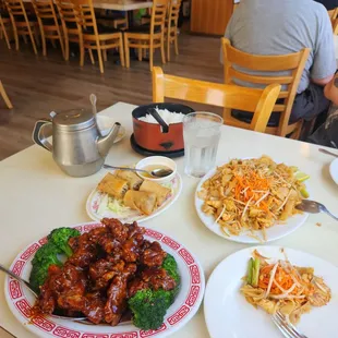 The General Tso chicken was the best thing I've ever ate.