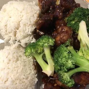 general tso's chicken lunch special