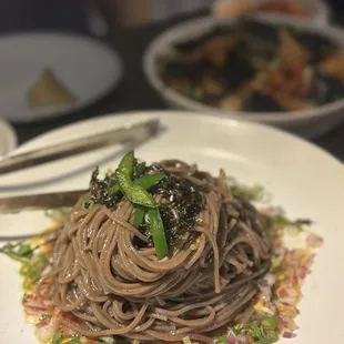 Perilla oil leaf cold noodles