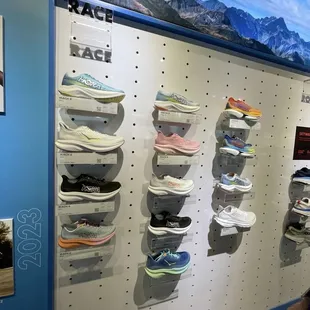 Shoes displace