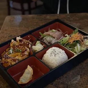 Chicken Teriyaki Bento (2 item) w/ Albacore Sashimi