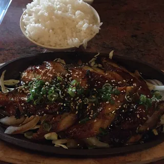 Unagi Plate